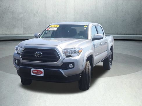 Certified 2021 Toyota Tacoma SR5 AWD/4WD image 22
