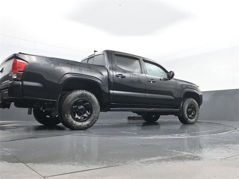 Used 2022 Toyota Tacoma SR image 21