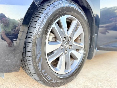 Used 2014 Honda Odyssey Touring Elite image 10