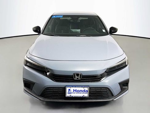 Used 2023 Honda Civic Sport image 2