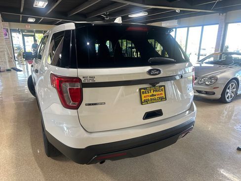 Used 2017 Ford Explorer 4WD Police Interceptor image 4