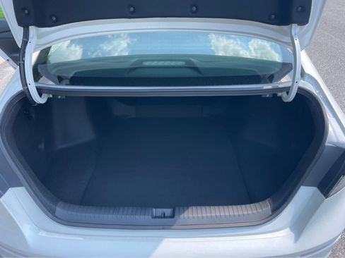Used 2026 Honda Accord SE image 6