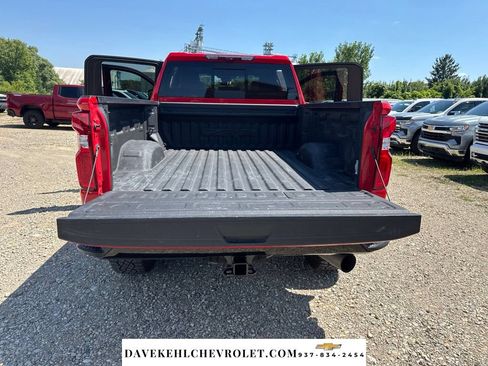 Used 2024 Chevrolet Silverado 2500 ZR2 w/ Technology Package AWD/4WD image 36