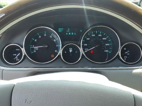Used 2016 Buick Enclave Premium w/ Experience Buick Package FWD image 18