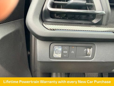 New 2026 Chevrolet Traverse High Country w/ LPO, Floor Liner Package FWD image 27