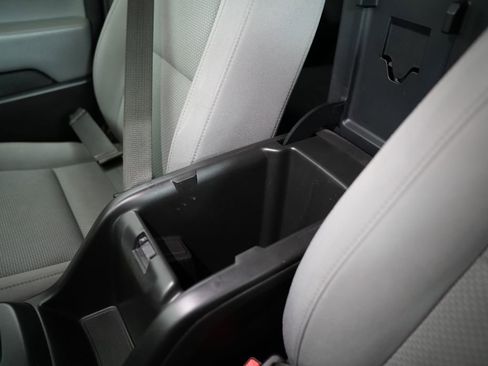 Used 2017 GMC Canyon 2WD Crew Cab w/ Convenience Package image 28