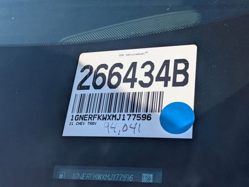 Used 2021 Chevrolet Traverse LS image 35