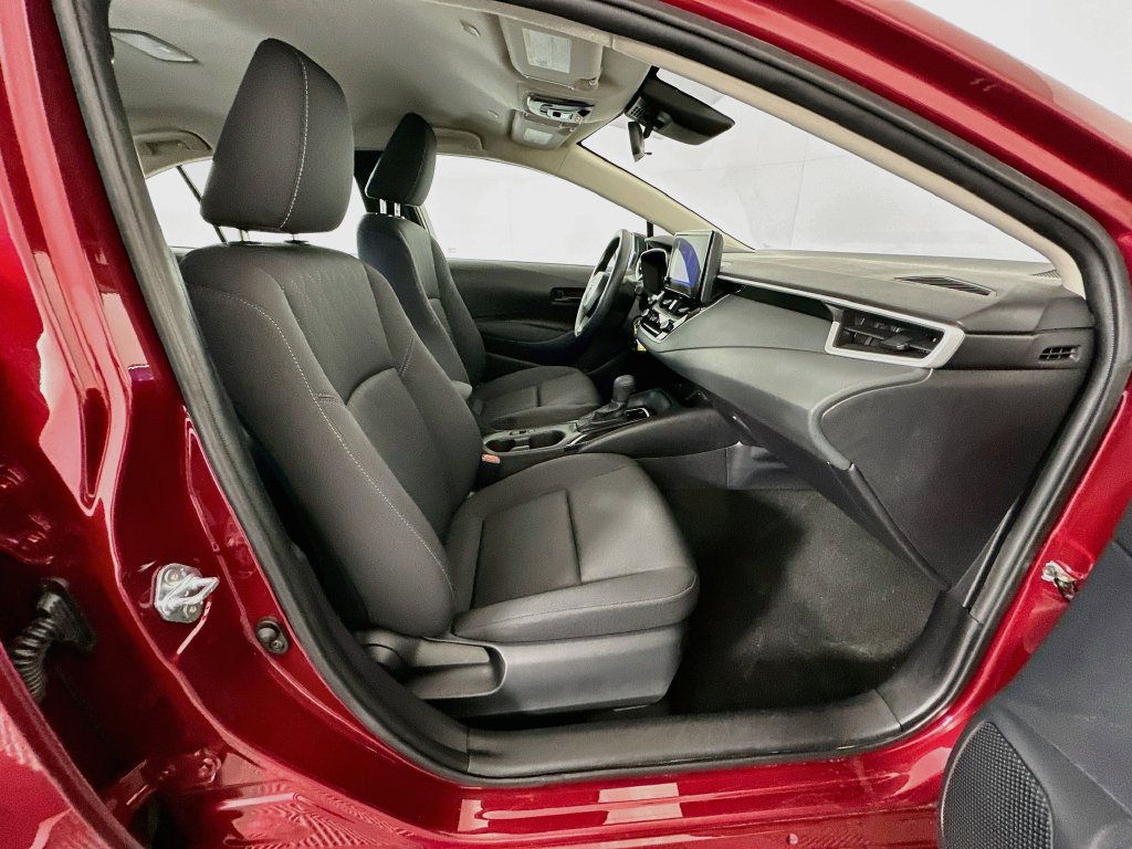 Certified 2025 Toyota Corolla LE FWD image 26