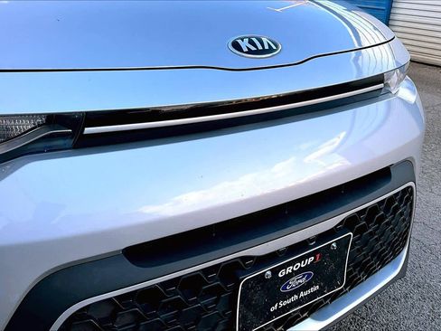 Used 2020 Kia Soul LX image 29