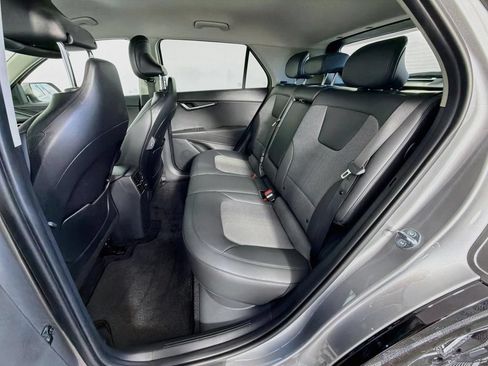 Used 2025 Kia Niro Wind w/ Wind Preserve Package FWD image 38