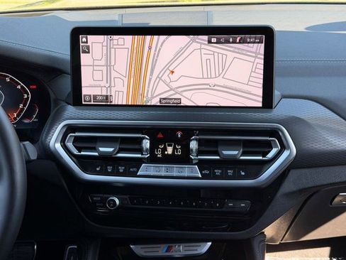 Used 2025 BMW X4 M40i AWD/4WD image 4