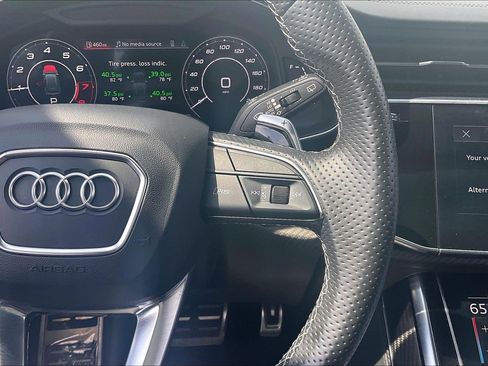 Used 2023 Audi RS Q8 AWD/4WD image 24