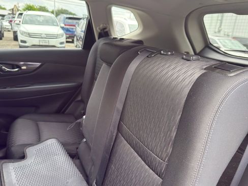 Used 2018 Nissan Rogue SV FWD image 26
