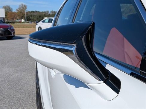 Used 2023 Lexus IS 350 F Sport image 11