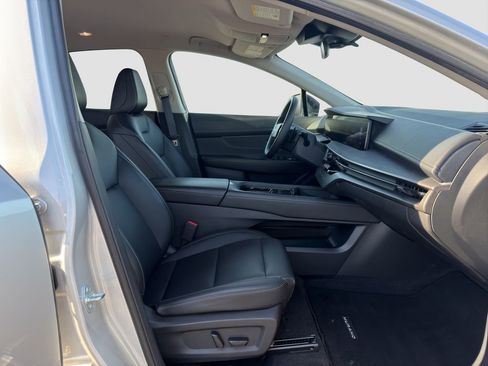 Used 2025 Nissan Murano SV FWD image 27