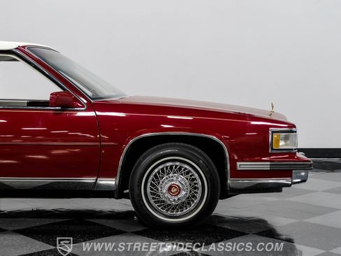 Used 1988 Cadillac De Ville Coupe image 28