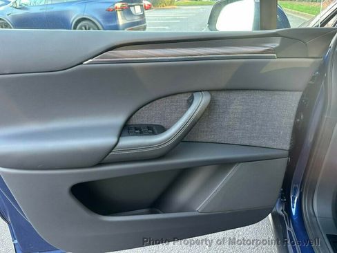 Used 2024 Tesla Model X image 13