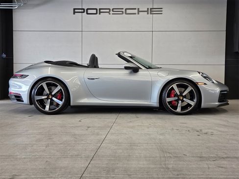 Used 2022 Porsche 911 Carrera 4S image 28