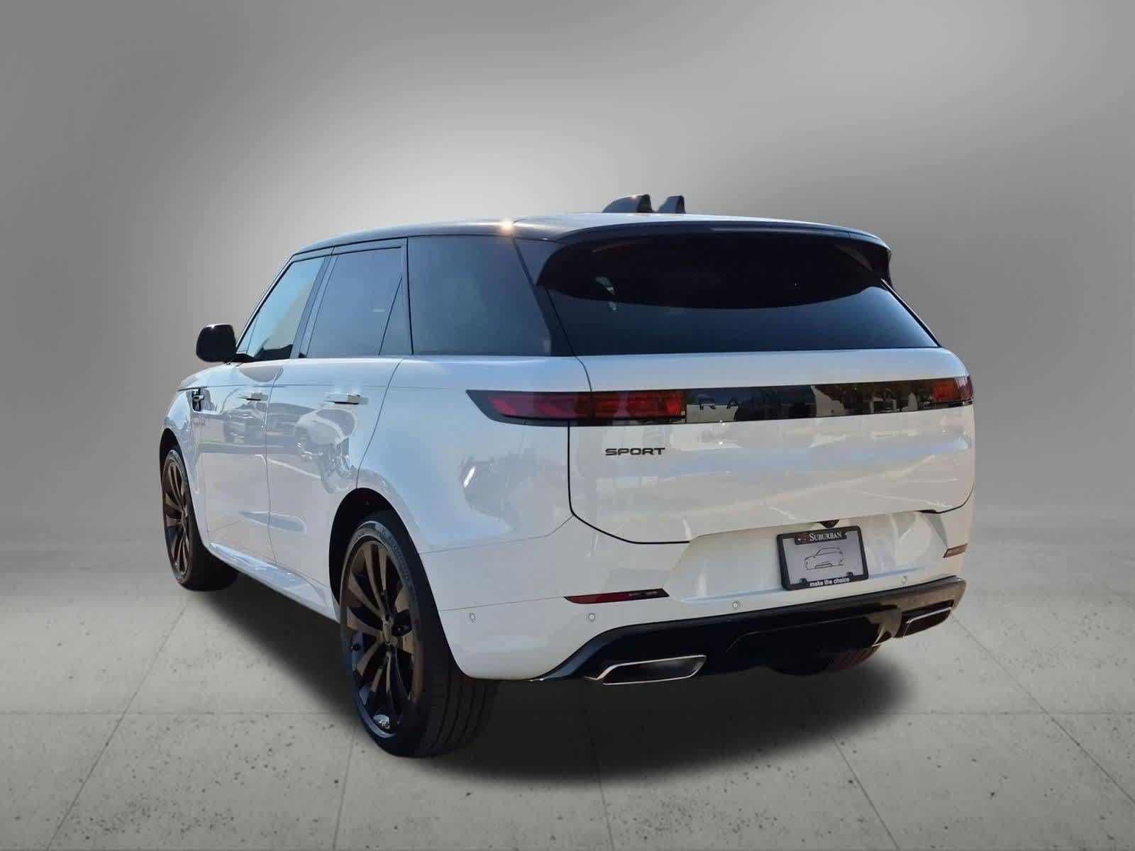 New 2027 Land Rover Range Rover Sport Dynamic SE AWD/4WD image 4