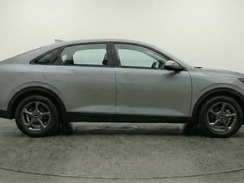 Used 2025 Kia K4 LXS image 11