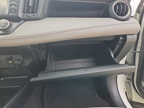 Used 2016 Toyota RAV4 Limited w/ Advanced Technology Package AWD/4WD image 32