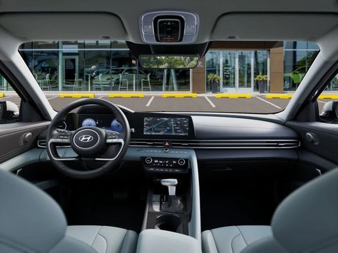 New 2025 Hyundai Elantra Limited image 11