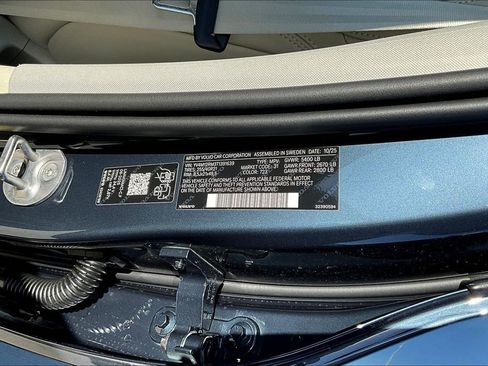 New 2026 Volvo XC60 B5 Ultra w/ Protection Package Premier image 22