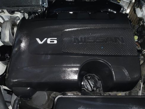 Used 2017 Nissan Pathfinder SL w/ SL Tech Package image 30