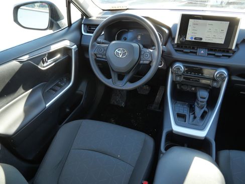 Certified 2025 Toyota RAV4 XLE image 9