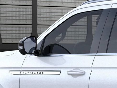 New 2026 Lincoln Navigator Reserve AWD/4WD image 20