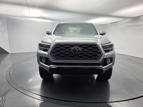 Used 2023 Toyota Tacoma TRD Off-Road w/ TRD Premium Off Road Package image 2