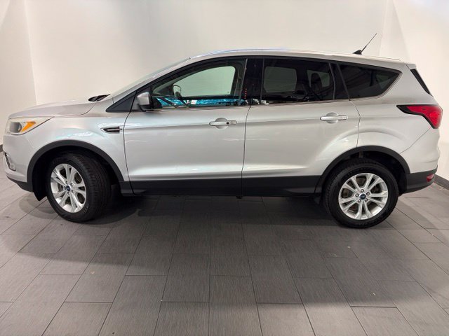 Used 2019 Ford Escape SE AWD/4WD image 2