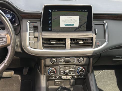 Used 2024 Chevrolet Tahoe High Country w/ Advanced Technology Package AWD/4WD image 33