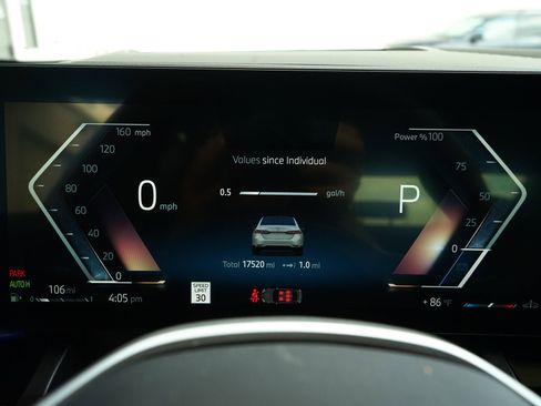 Used 2024 BMW 540i xDrive image 7