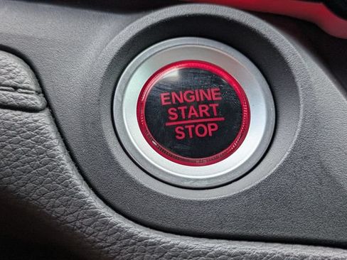 Used 2023 Honda Odyssey Sport image 32
