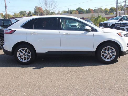Used 2024 Ford Edge SEL AWD/4WD image 6