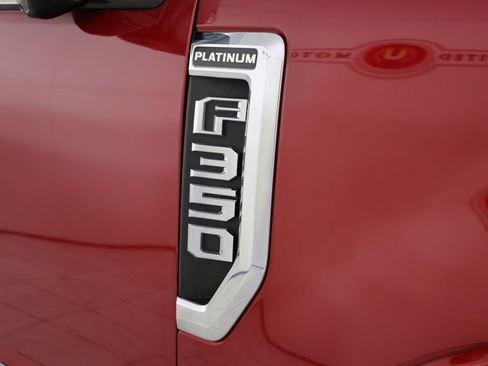 Used 2021 Ford F350 Platinum w/ Tremor Off-Road Package AWD/4WD image 16