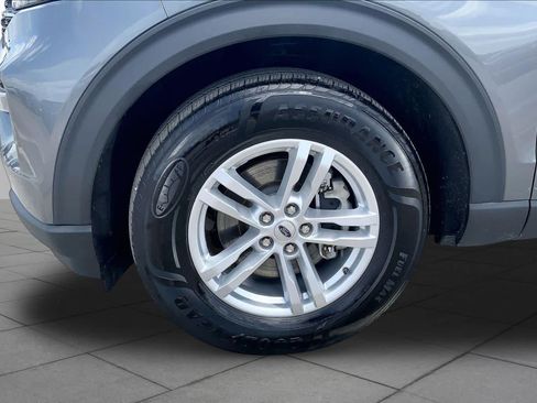 Certified 2023 Ford Explorer XLT w/ Equipment Group 202A AWD/4WD image 11