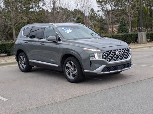 Used 2021 Hyundai Santa Fe SEL w/ Cargo Package image 2