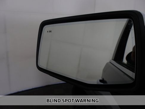 Used 2023 GMC Sierra 1500 Denali Ultimate image 8