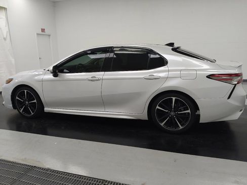 Used 2019 Toyota Camry XSE w/ 4 Season Floor Mat Package image 3