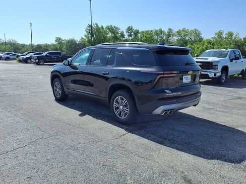 Used 2025 Chevrolet Traverse LT AWD/4WD image 35