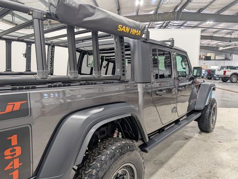 Used 2022 Jeep Gladiator Mojave w/ Cold Weather Group image 3