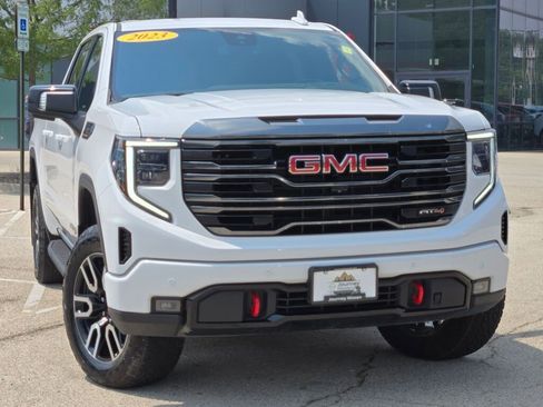 Used 2023 GMC Sierra 1500 AT4 w/ AT4 Premium Package image 4
