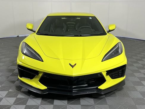 Used 2022 Chevrolet Corvette Stingray Premium Conv w/ Z51 Performance Package image 3