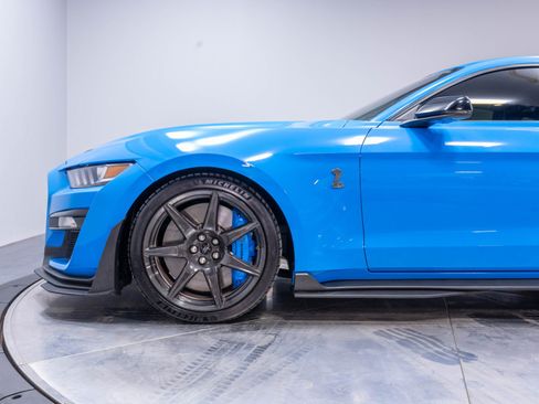 Used 2022 Ford Mustang Shelby GT500 w/ Carbon Fiber Track Pack RWD image 36
