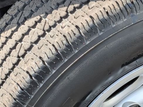 Used 2024 GMC Savana 2500 w/ Driver Convenience Package image 11