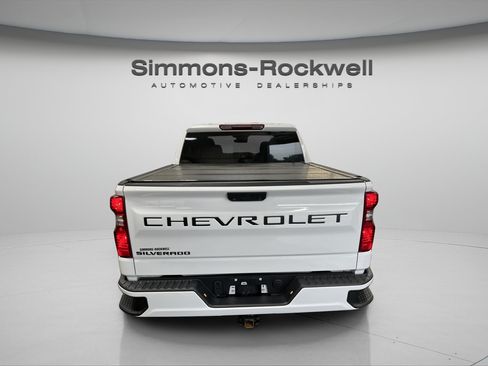 Used 2024 Chevrolet Silverado 1500 Custom w/ LPO, Dark Essentials Package AWD/4WD image 4