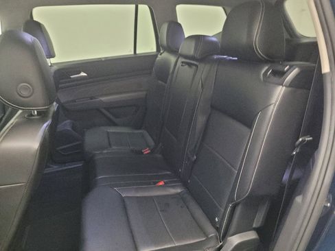 Used 2022 Volkswagen Atlas SE FWD image 18