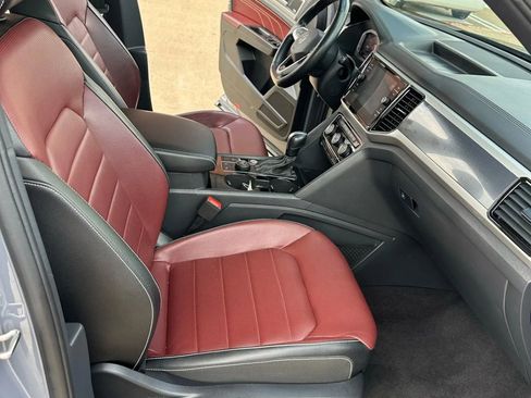 Used 2022 Volkswagen Atlas Cross Sport SEL Premium R-Line w/ Cross Sport MDO Package image 14